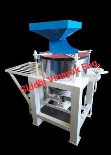 Heavy Duty Chakki Atta Machine - Capacity: 50-100 Kg/Hr