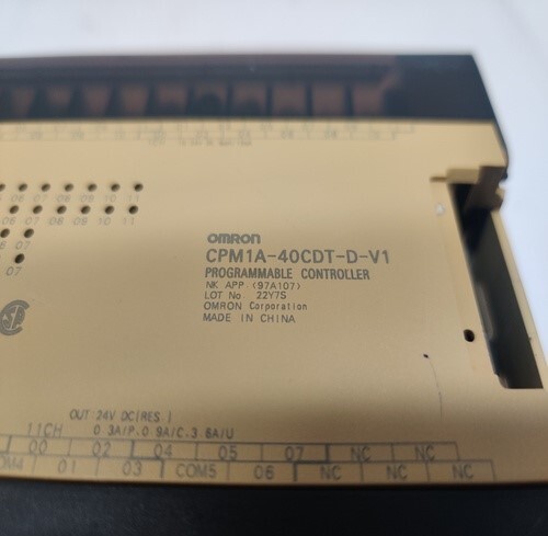 Omron Cpm1a-40cdt-d-v1 प्रोग्राम करने योग्य नियंत्रक