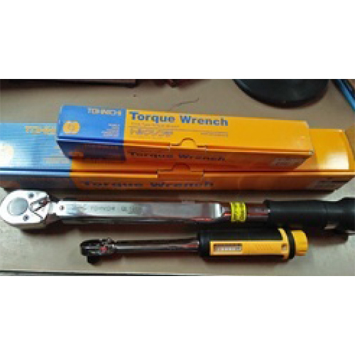 Tohnichi Torque Wrench - Handle Material: Plastic