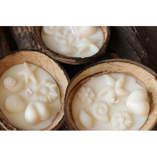 Coconut Shell Aroma Candle - 100% Soy Wax, Handmade Design | Elegant White Hue For A Serene Ambiance
