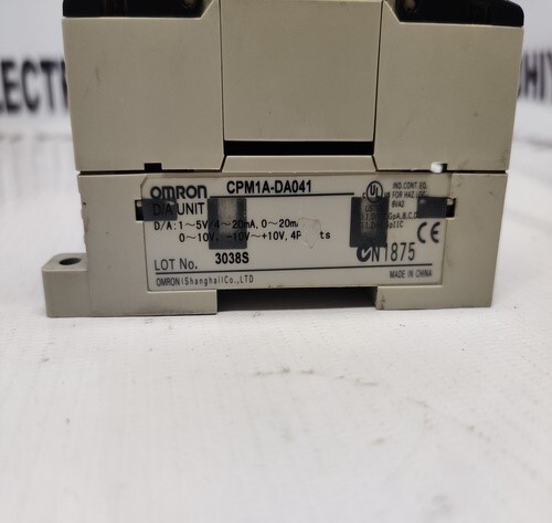 Omron Cpm1a-da041 Analog Output Module