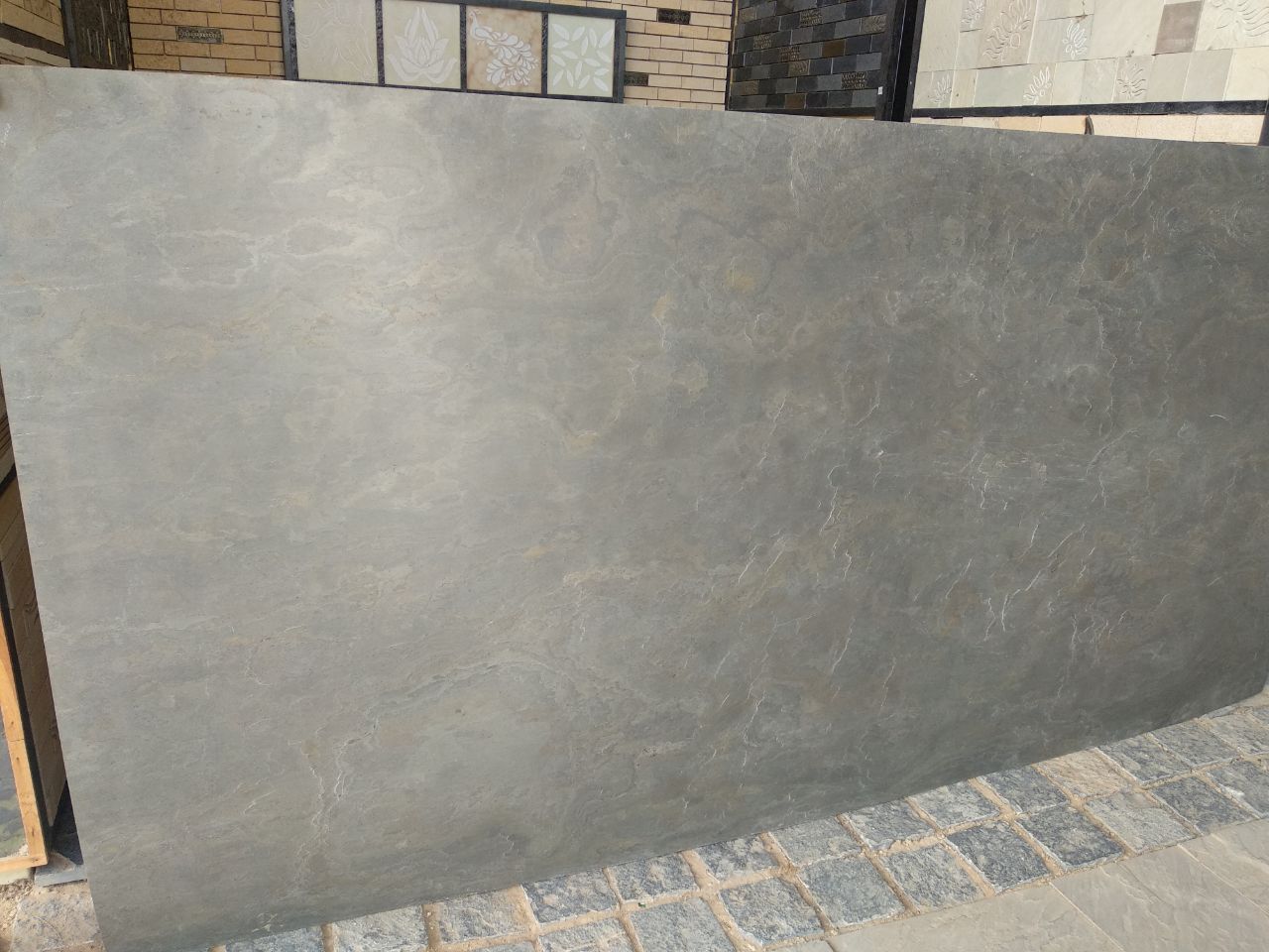 Slate California Gold Flexible Stone Veneer - Size: 1220x610 Mm