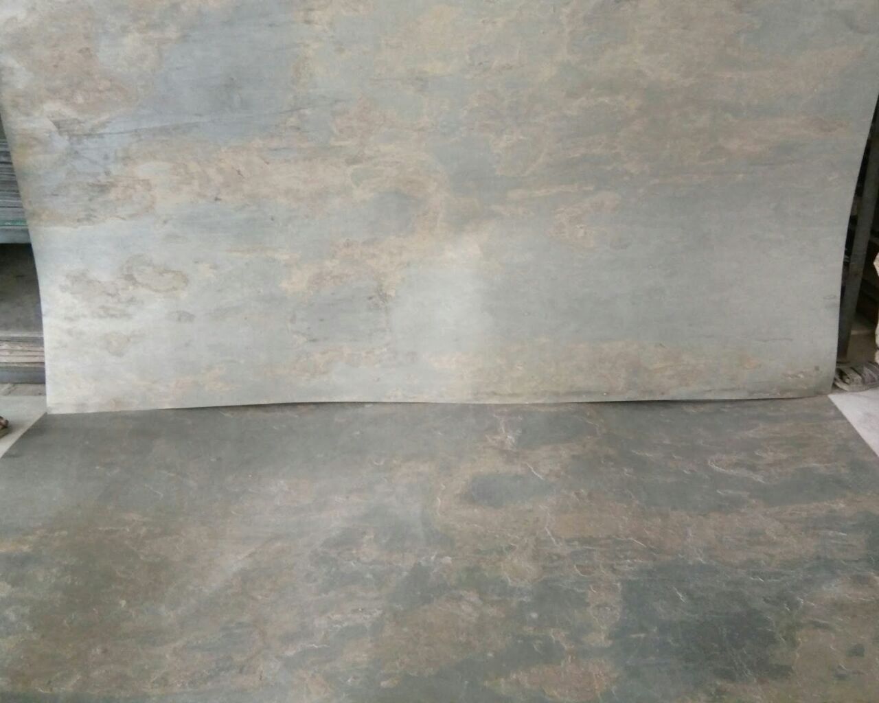 Slate California Gold Flexible Stone Veneer - Size: 1220x610 Mm