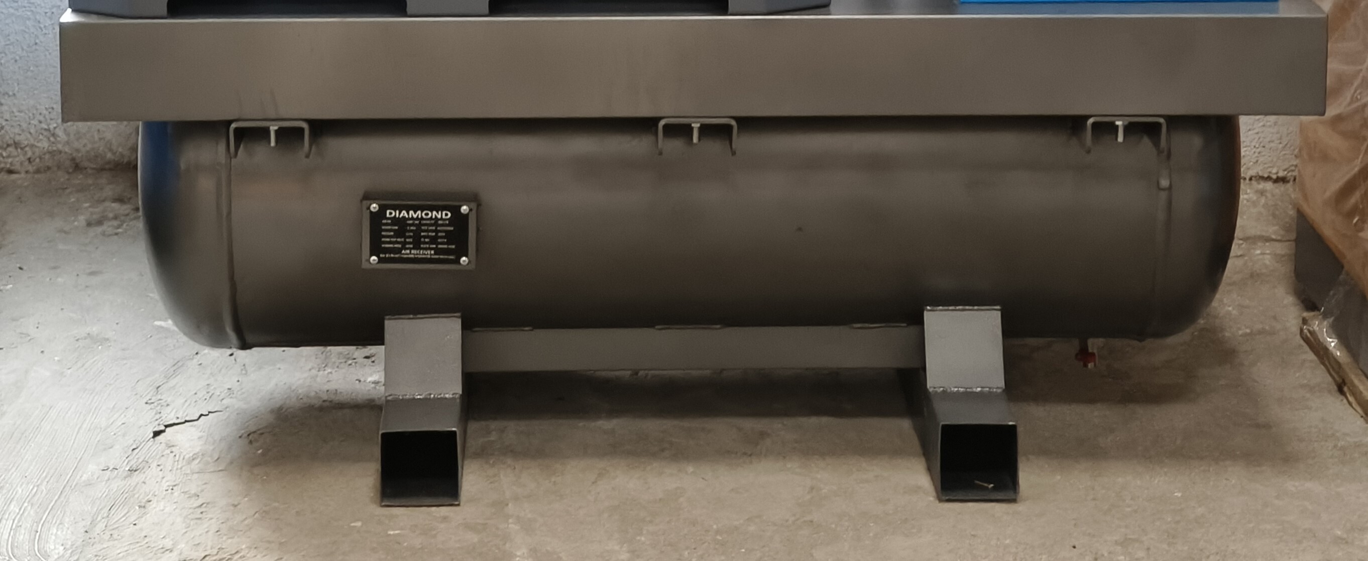 Lubricated Rotary Screw Air Compressor - Usage: Industrial