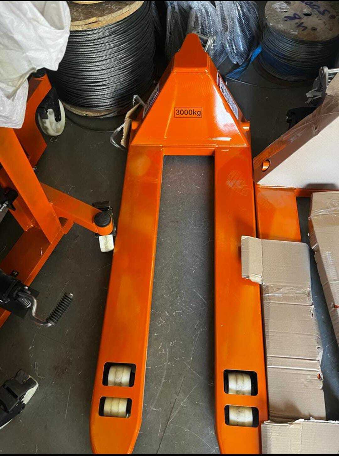Hydraulic Pallet Truck - 3t/5t Load Capacity 200mm Lifting Height | Durable Yellow Design Industrial Usage 4.3mm Plate Thickness