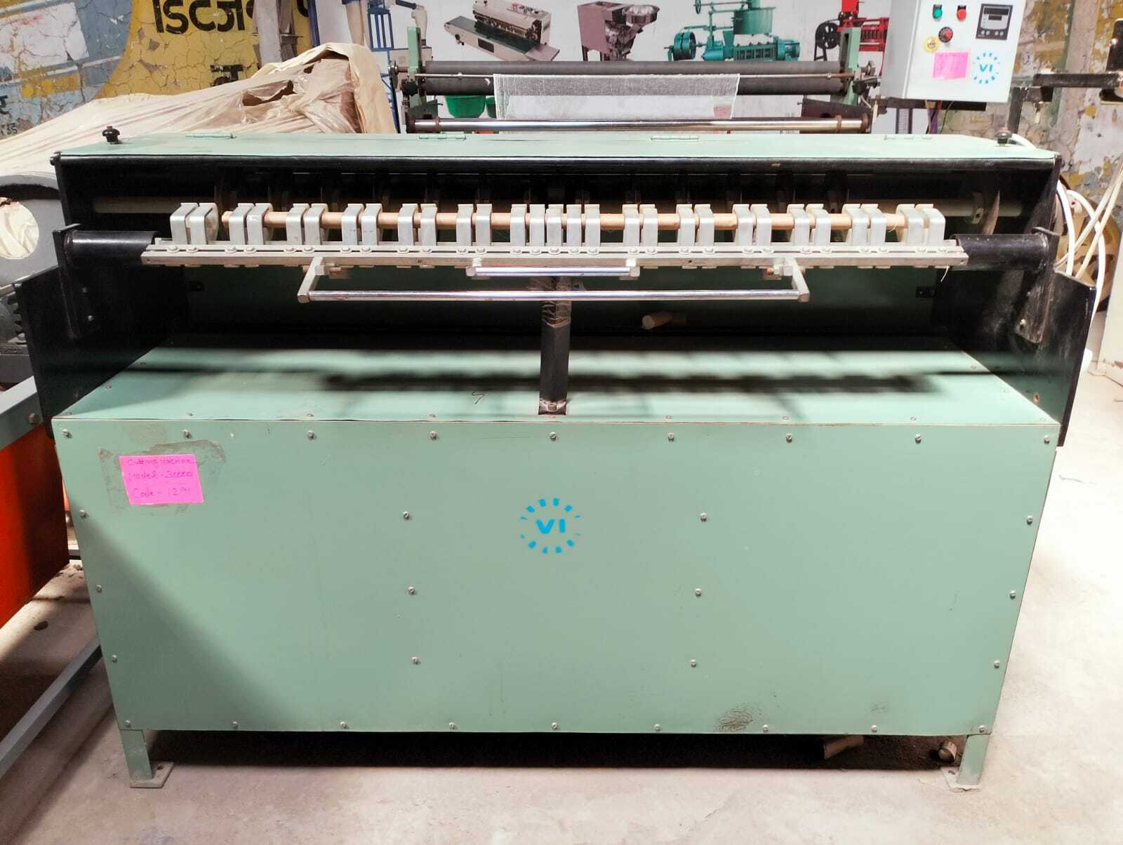 Hi Speed Surgical Bandage Making Machine - Operating Type: Semi Automatic