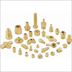 पीतल के घुमाए गए घटक