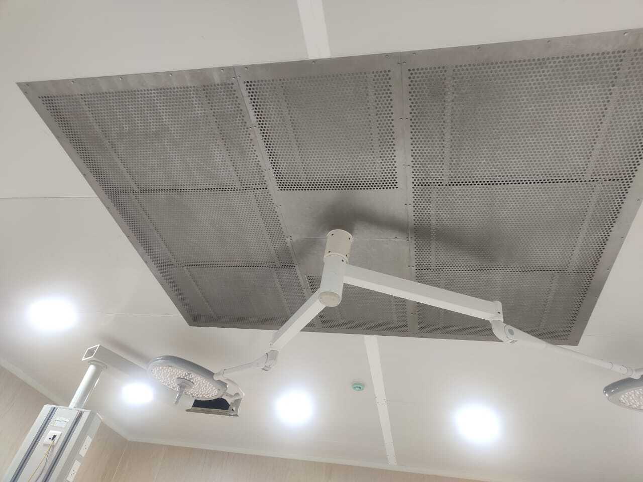 Modular Ot Ceiling Laminar Airflow - Dimension (L*w*h): W4 X H6 Millimeter (Mm)