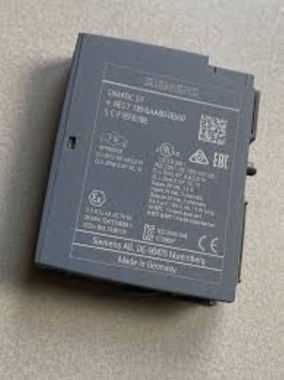 6es7138-6aa00-0ba0-siemens Programmable Logic Controller
