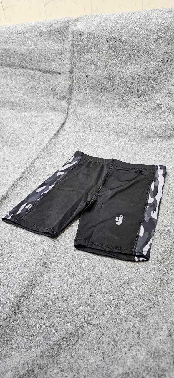 Side Print Tighties - Four Way Stretchable Fabric, Flexible Fit For Workouts, Yoga & Casual Wear, Black With Camouflage Side Print