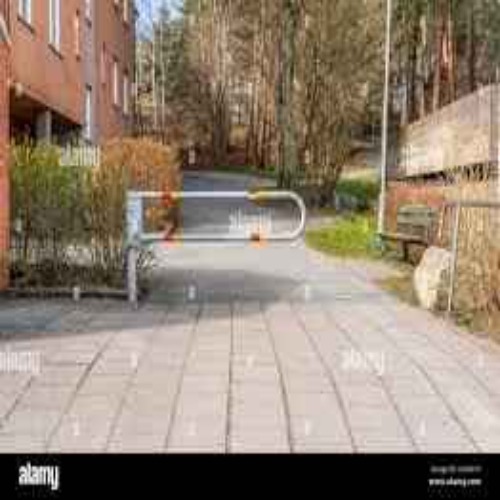 Movable Metal Barrier - Color: Red / White