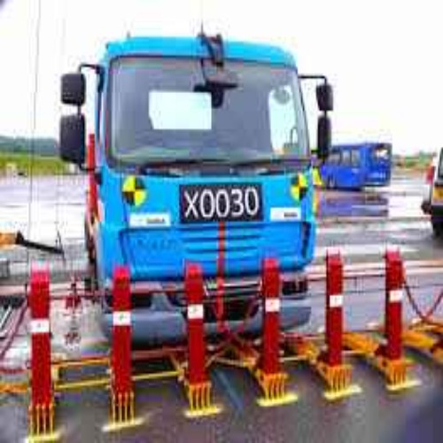 Movable Road Barrier - Height: Minimum 4.5 Feet, Length: Approximately 3.5 Meter, Yellow Color - Featuring Puller Arm For Easy Mobility, Complete Cage Guard Design