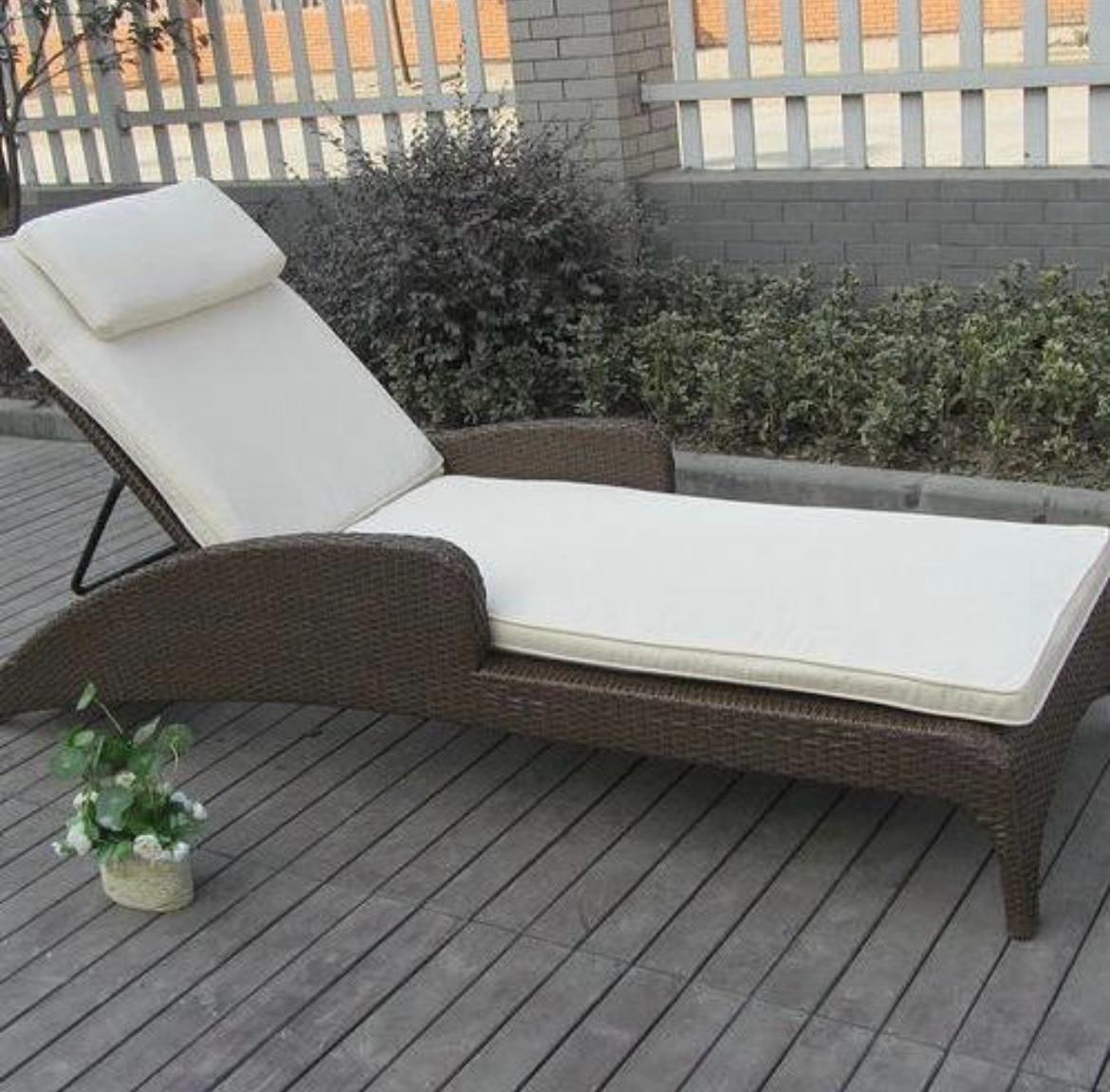 Wicker Poolside Lounger - Iron Frame, White Color | All Weather Support, Luxury Comfort, Uv Resistant, Durable, Easy To Clean