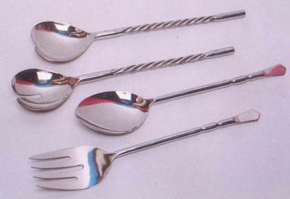 पीतल का कटलरी सेट