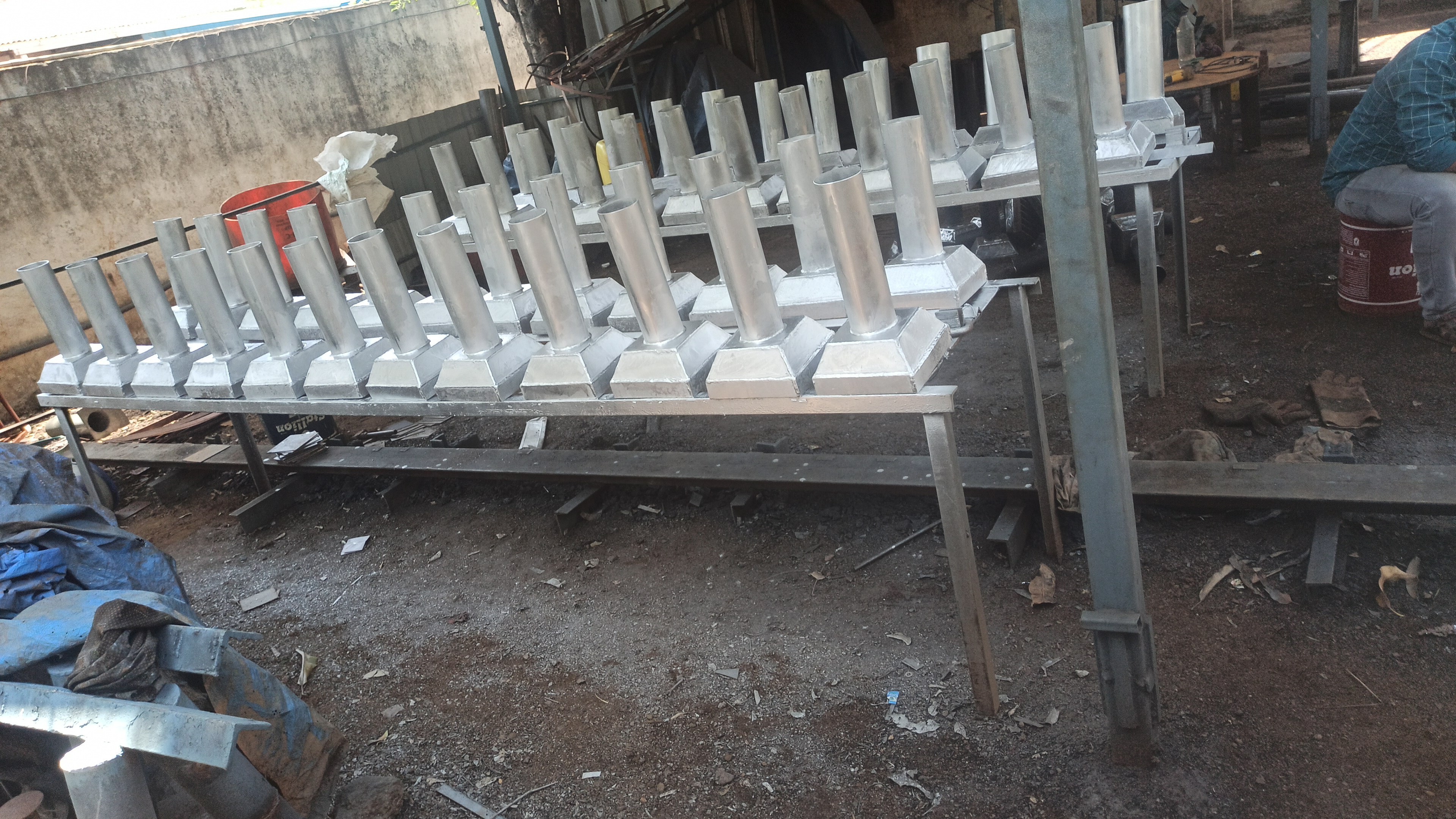 Drainage Spout For Bridge Use And Fly Over , Building , Underpass - Color: Siliver