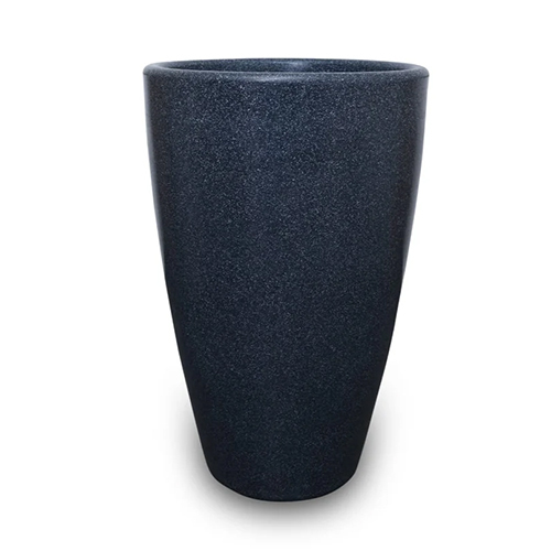 Estate Roto Plastic Planter - Color: Black