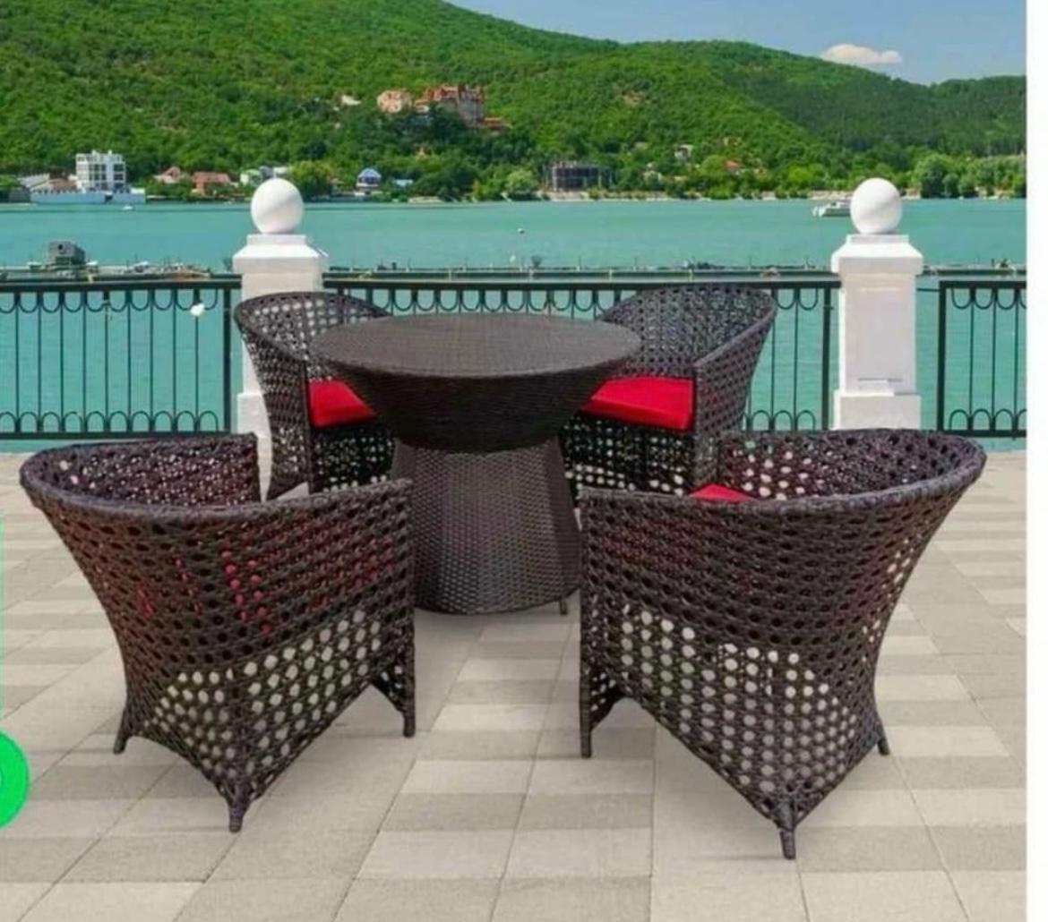 Wicker Patio Table And Chair Set Application: Hotel