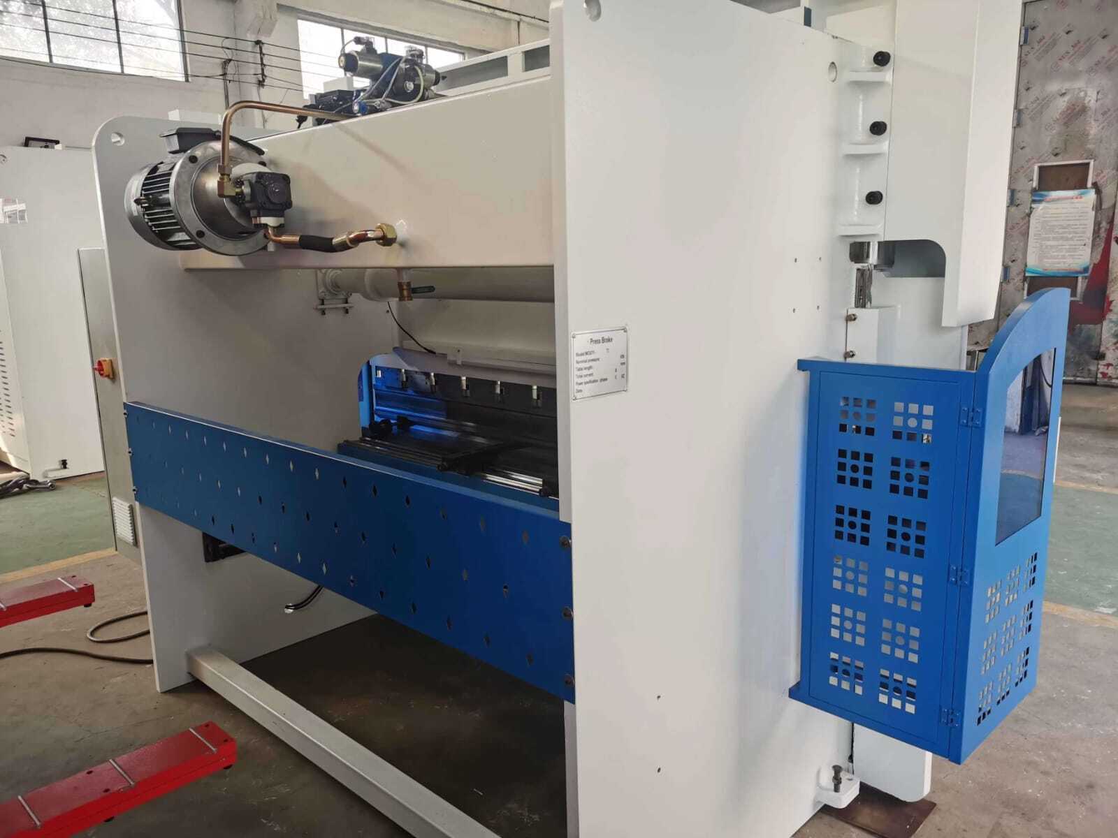 Cnc Press Break Machine - Metal Fabrication Excellence | Laser Type: Other, Cooling Mode: Other, Dxf Graphic Format Supported