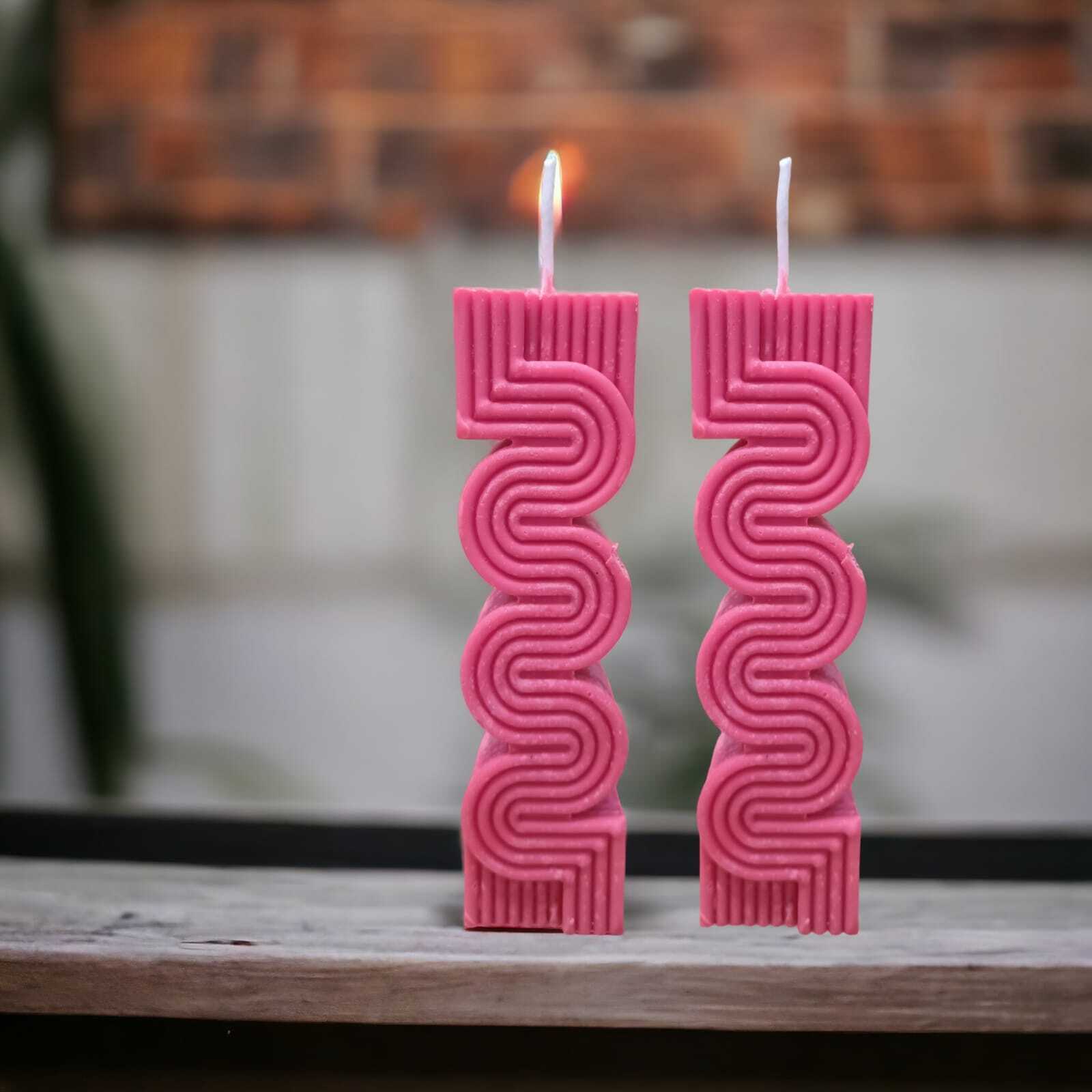 Zig Zag Style Scented Candle - Handmade Soy Wax | Unique Zig Zag Design, Available In Black & White, Multiple Sizes For Home Decor