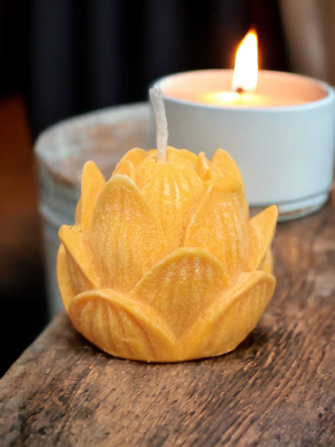Lotus Soy Wax Scented Candle - Handmade Multicolor Artisanal Design | Unique Lotus Shape, Perfect For Home Decoration, 6.5x6.5 Cm