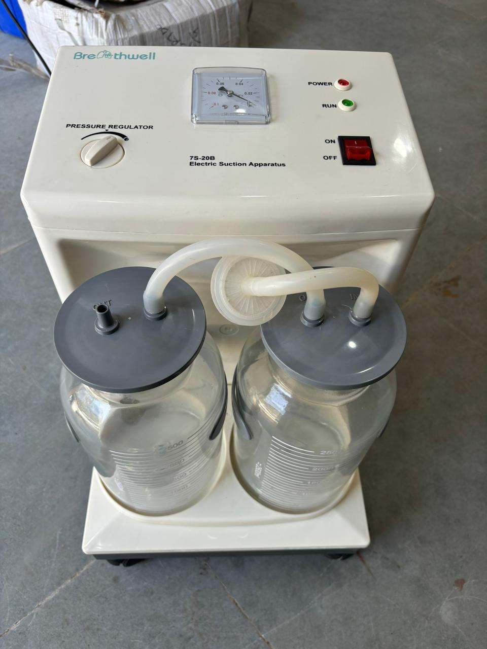 Plastic Suction Machine