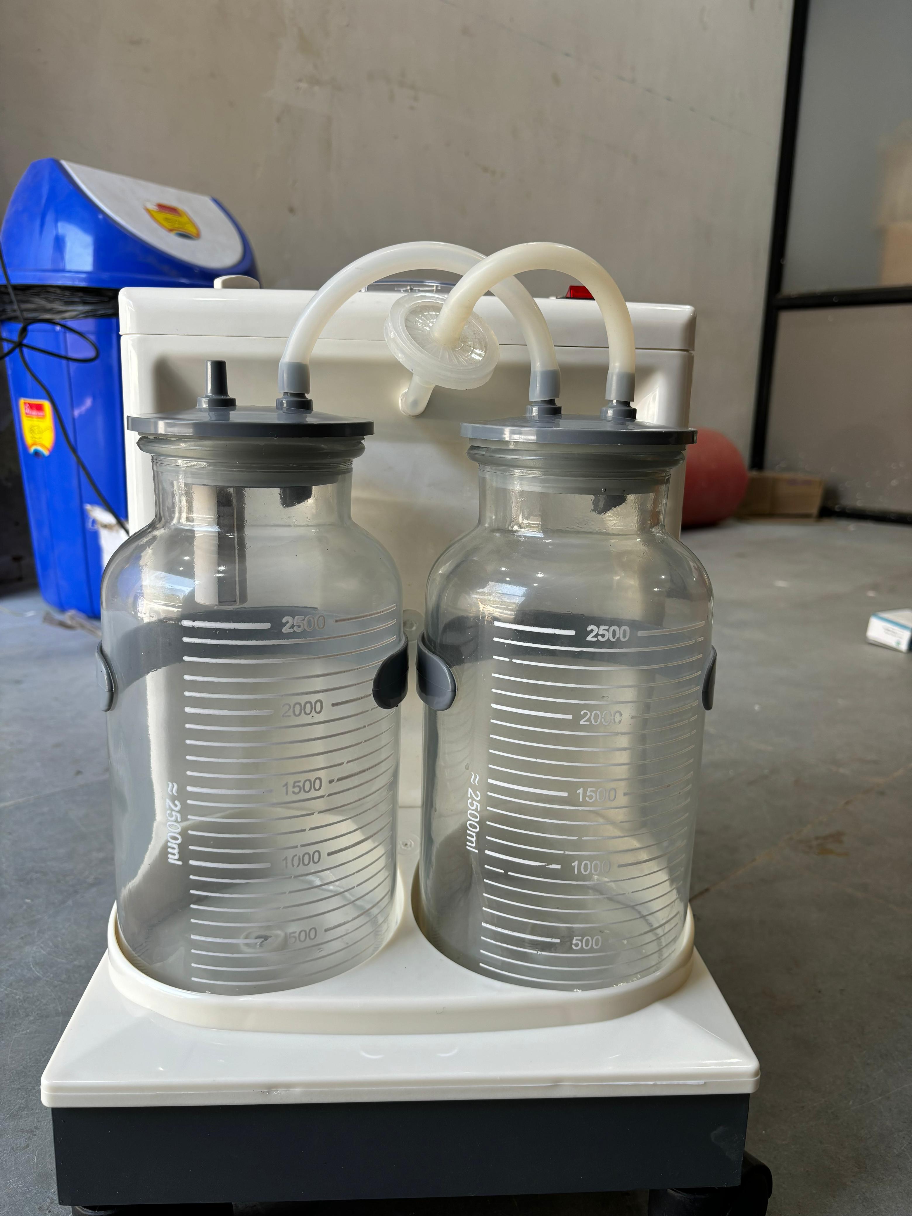 Plastic Suction Machine