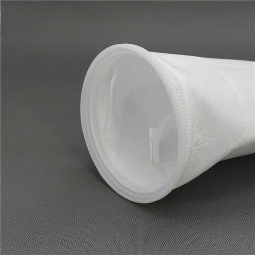 Liquid Filter Bag - Polypropylene Material, Medium Mesh Filter Type , Sewn and Welded, White Color