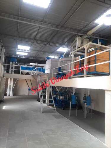 Flour Mill Atta Chakki Plant - Capacity: 500-1000 Kg/Hour