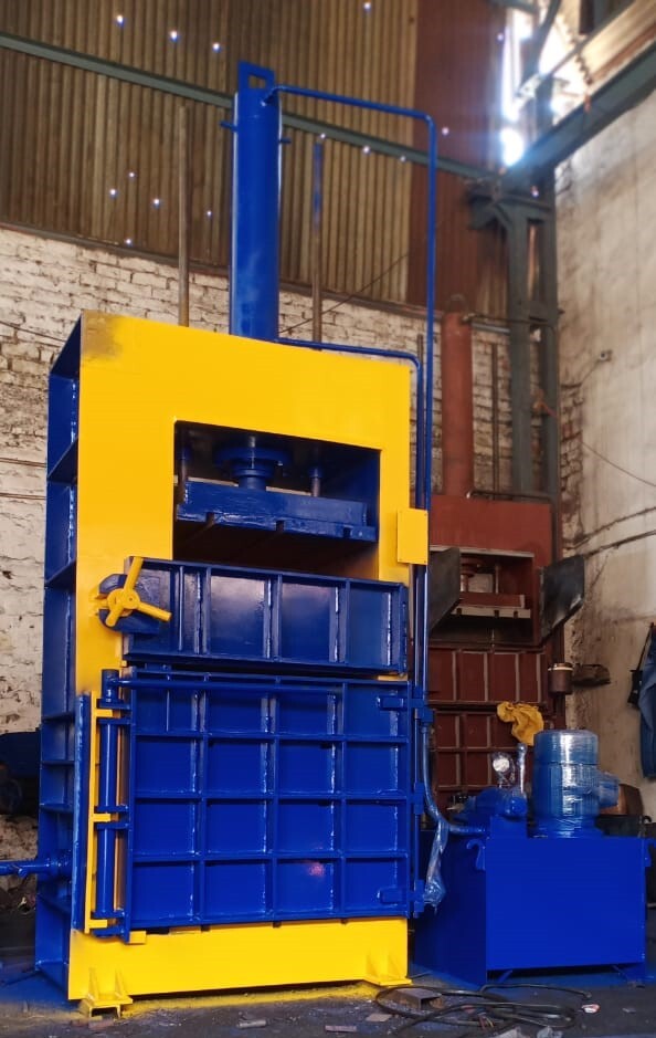 Foam Baler Machine - Color: Blue
