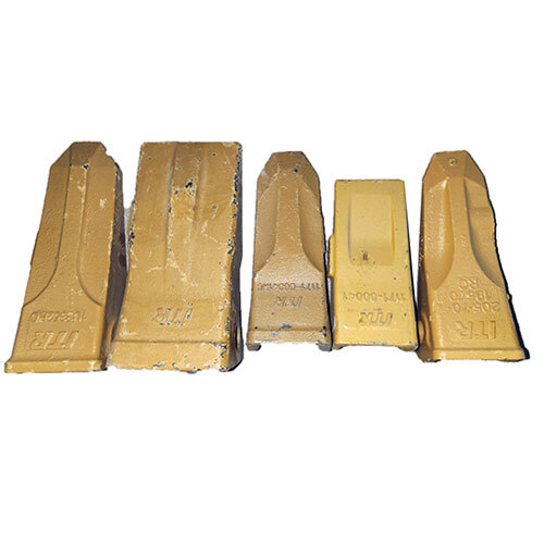 Brown All Kinds Of Bucket Tooth Available. 9038Rc 1U3352Rc Tb705Rc Etc. Itr Italy Star Zn China