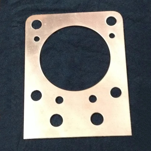 Comet Cylinder Head Gasket - CAC & BKT Materials, Custom-Sized, Grooved Design, Less Than 1mm Thick, Ideal for Medium Oil Applications in Vehicle Engines