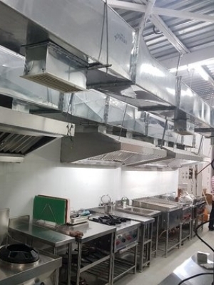औद्योगिक व्यावसायिक रसोई उपकरण
