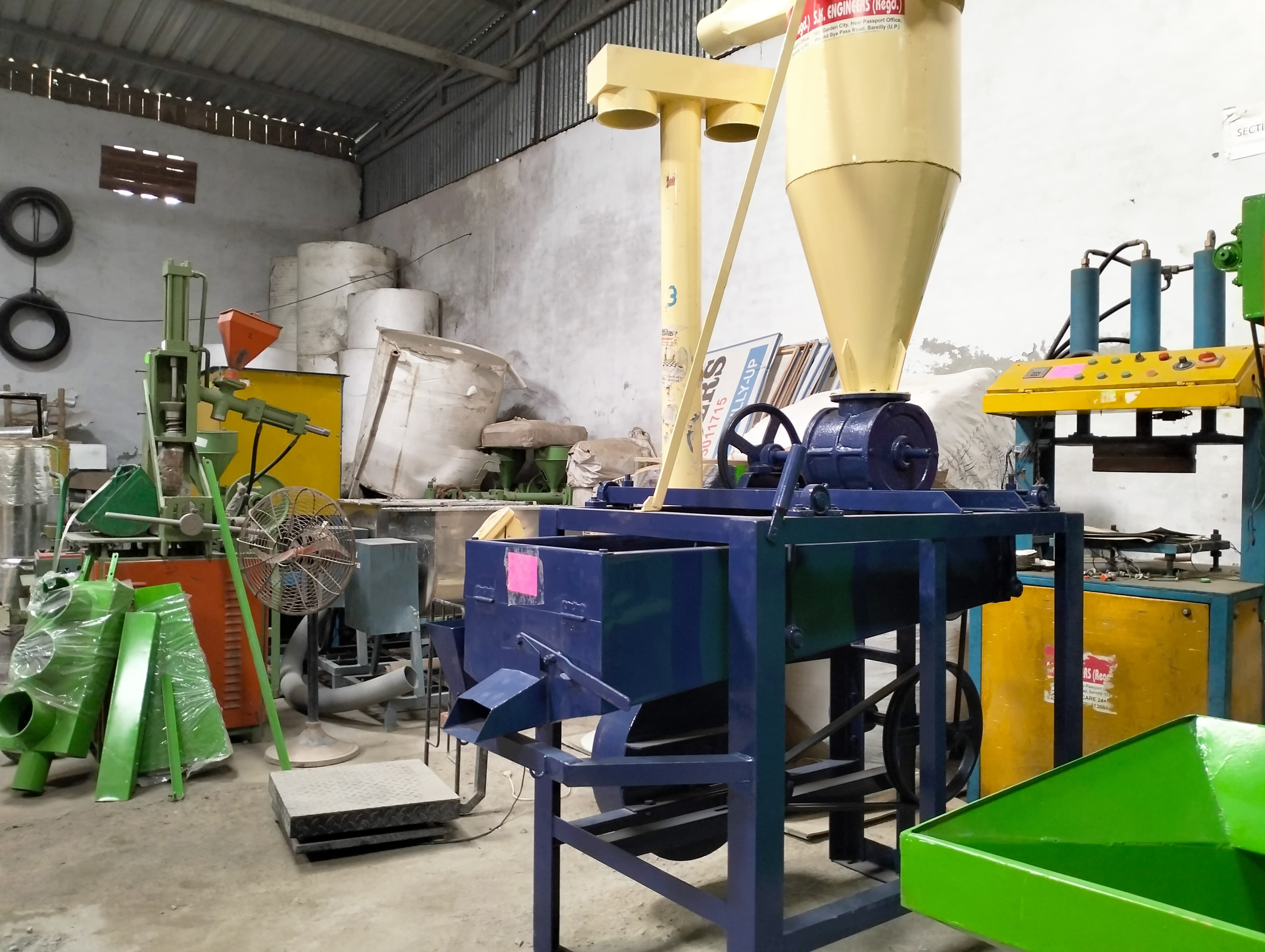 Dalia Making Machine - Operating Type: Automatic
