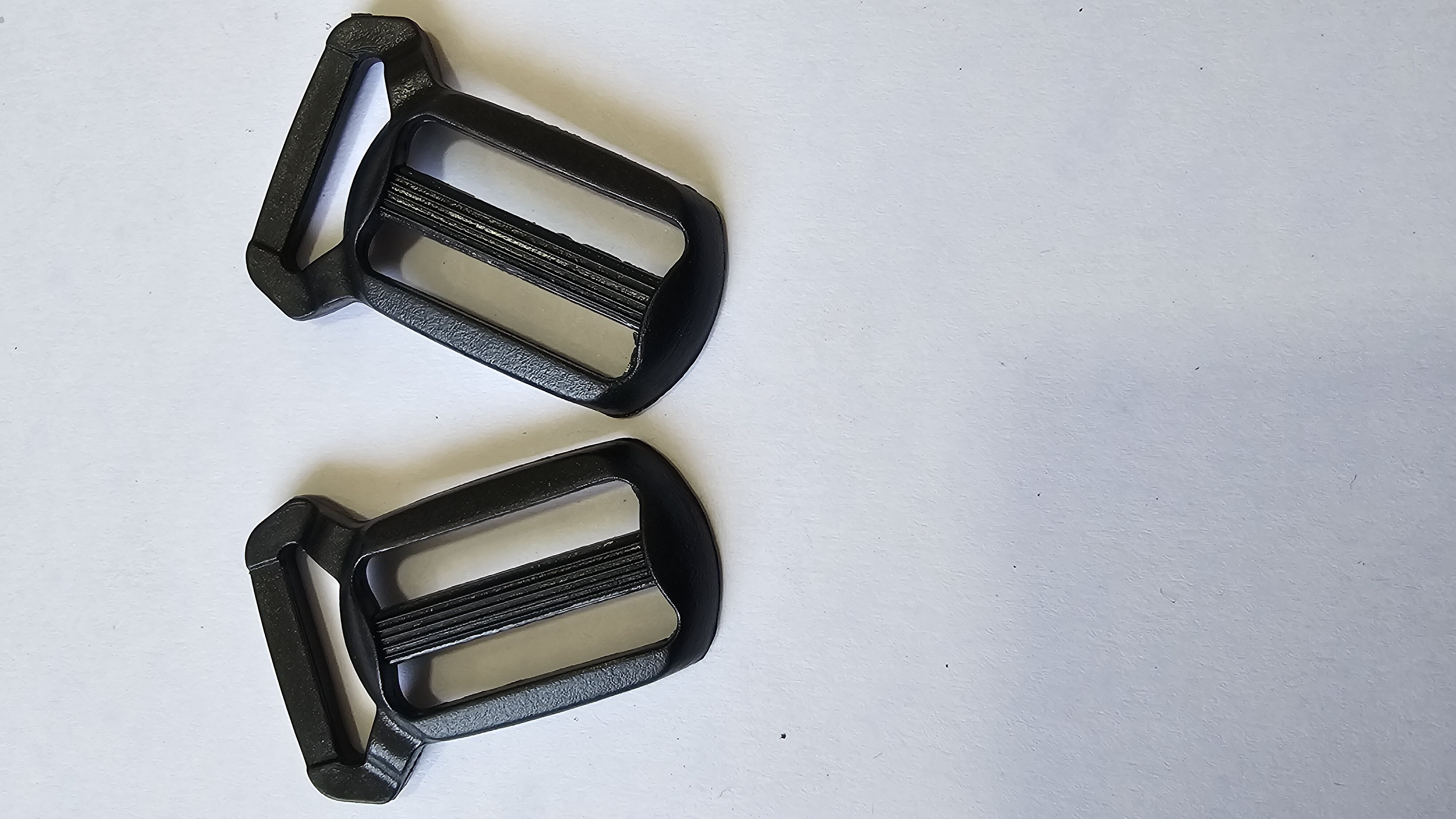 Nf004 Sbr/idea Buckle - Derlin Plastic, 1 Inch Size, 0.280 Grams Weight | Ergonomic Design, Intuitive Locking Mechanism, Versatile Applications