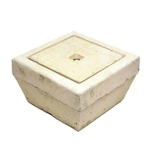 कंक्रीट अर्थ पिट कवर