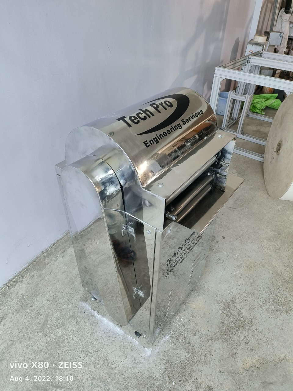 Ss Single Phase Banana Fibre Extractor Capacity: 35kg Per 8 Hour Kg/hr
