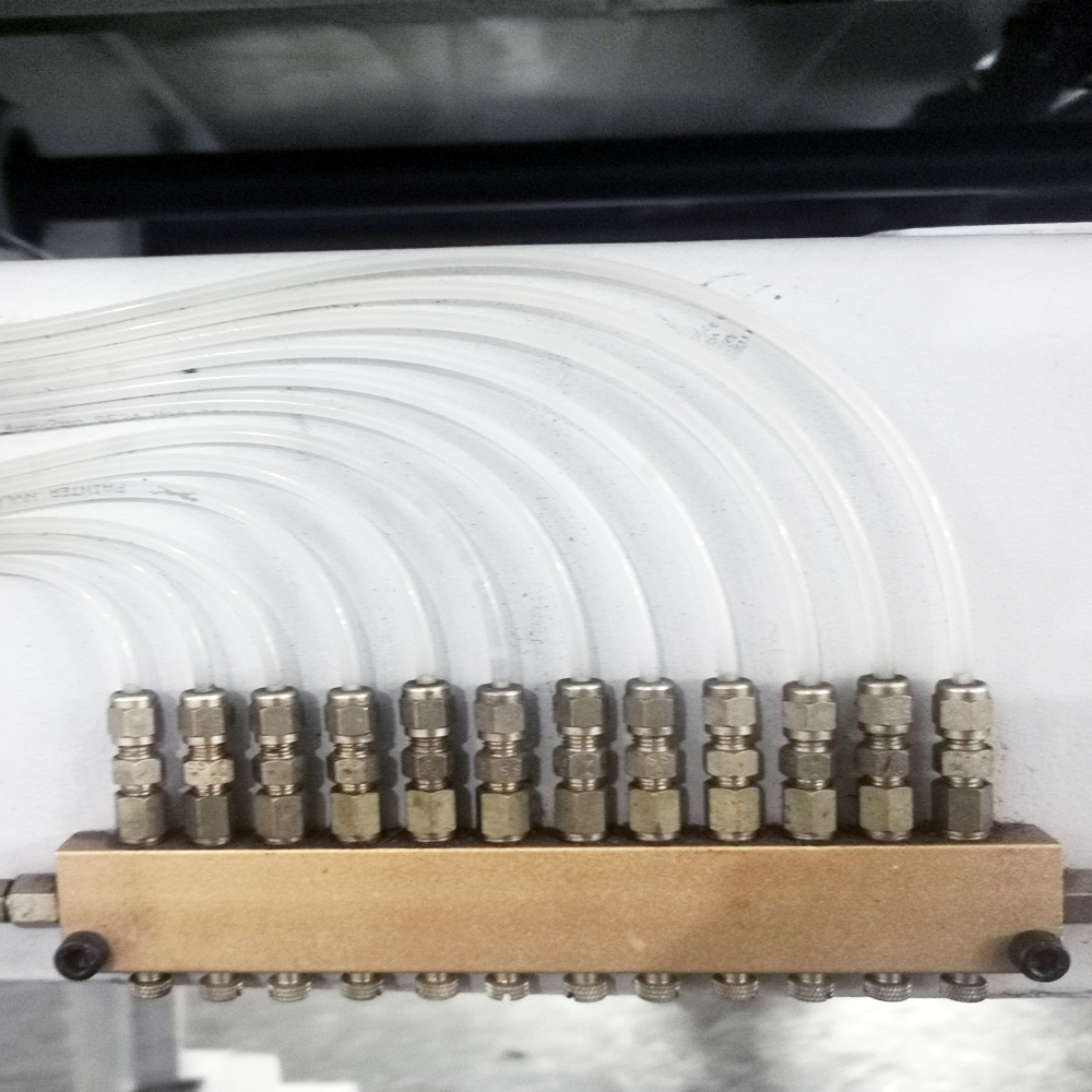 White And Grey Automatic Paperboard Slitter Machine