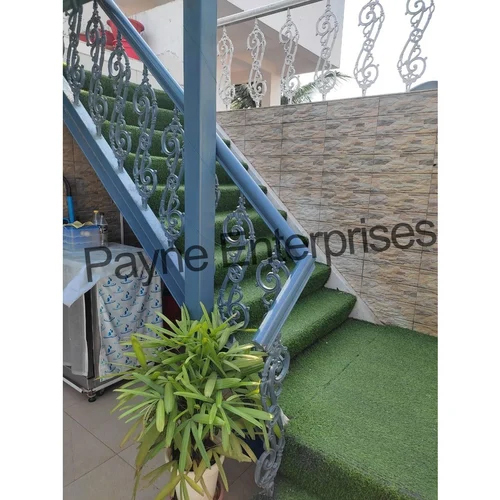 ग्रे पाउडर कोटेड कास्ट आयरन सीढ़ी