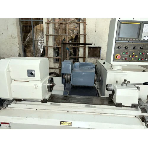 Cnc Cylindrical Grinding Machine - White Finish, New Condition | Ideal For Industrial Applications
