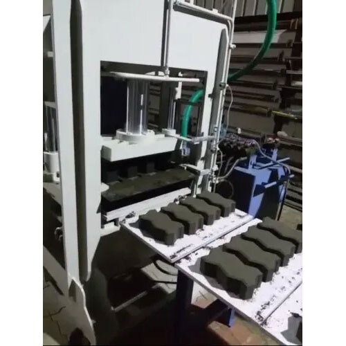पेवर्स ब्लॉक बनाने वाली मशीन - आयेशा इंजीनियरिंग