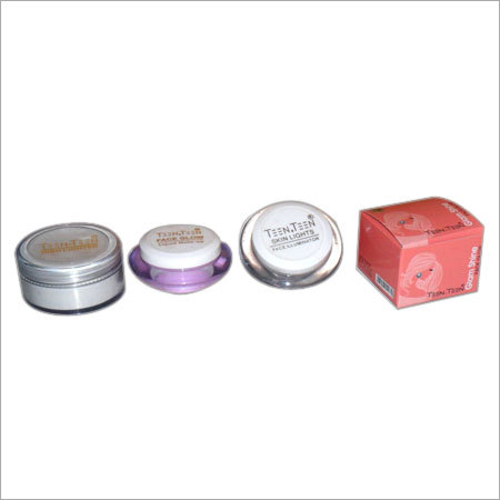 फेस पाउडर