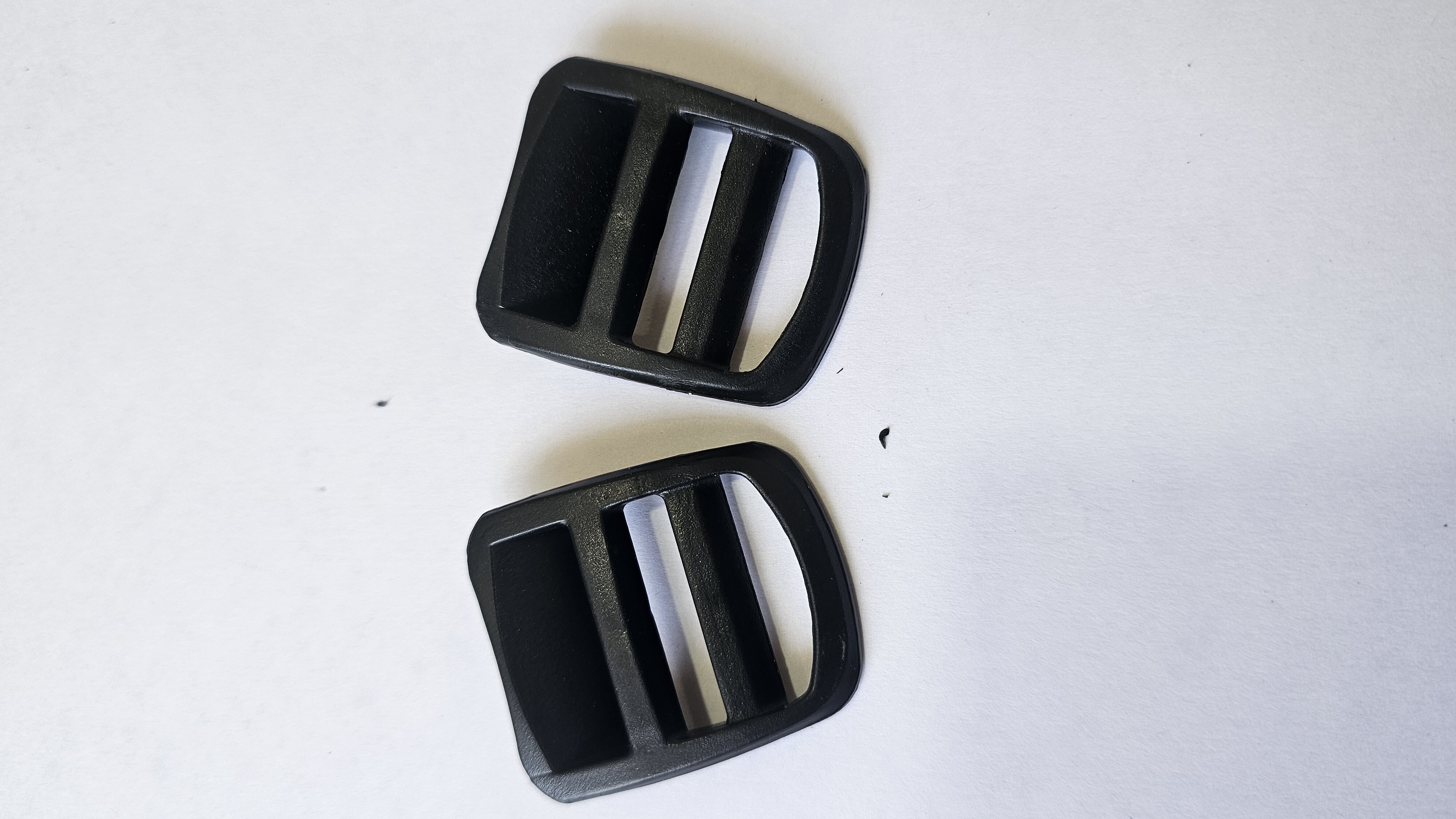 Brezza Ladder Lock Hardness: Derlin