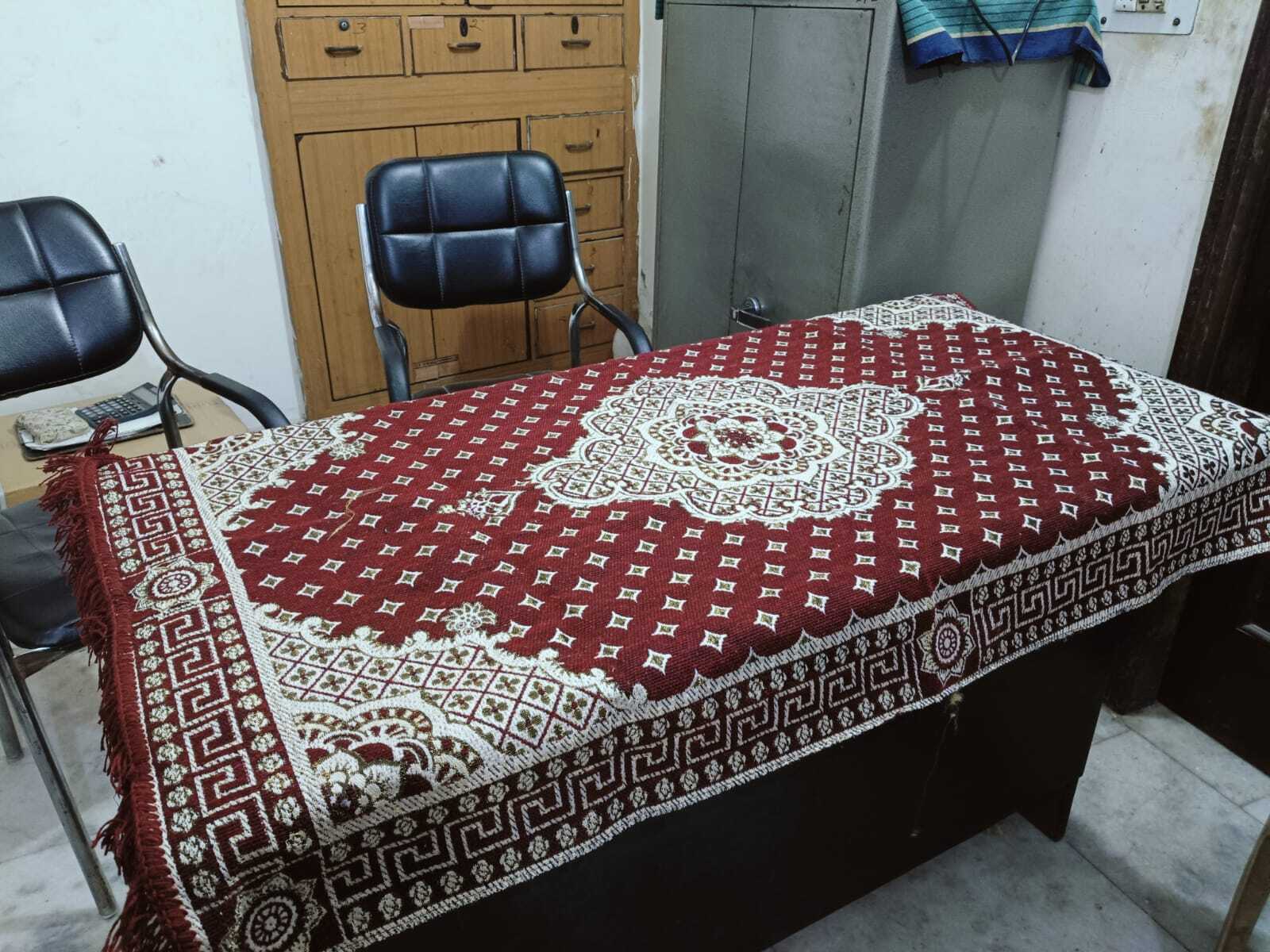 Chenille Table Carpet 3 X 5 - Advantage: ]
