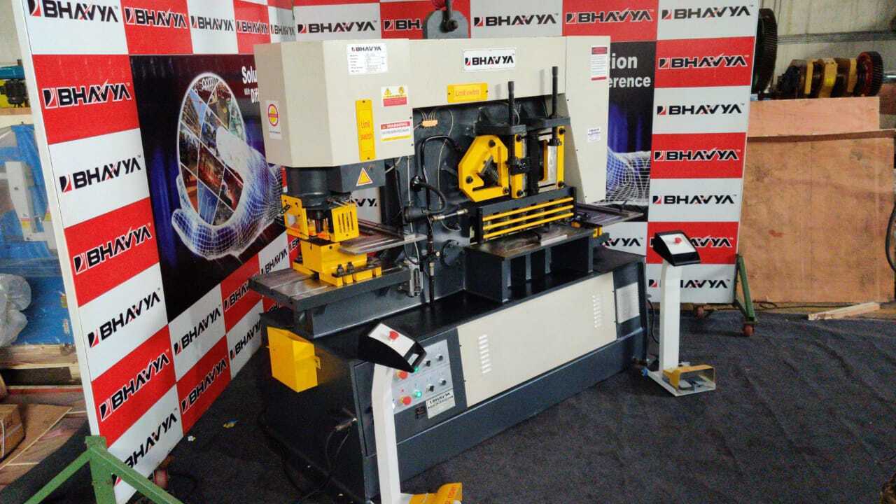 Hydraulic Ironworker Machine - Automatic Grade Metal Construction | Human Machine Interface Warranty Included