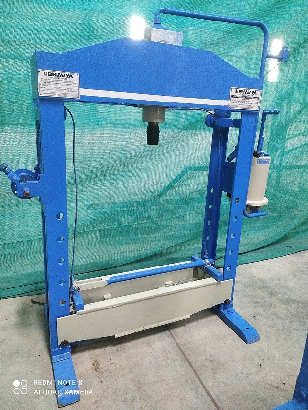 Green H Type Hand Operated Power Press Machine