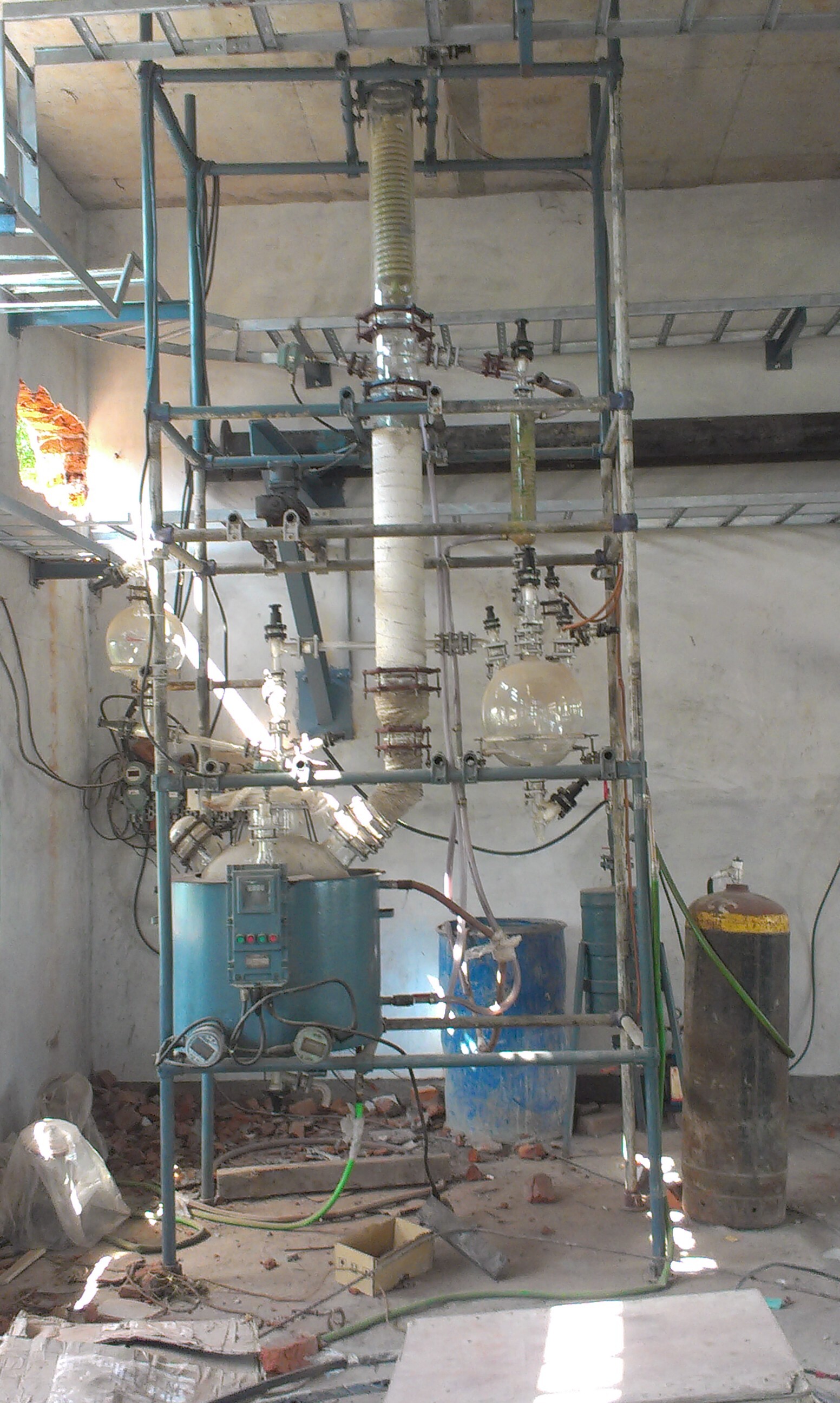Reaction Distillation Assembly - Equipment Materials: Metal