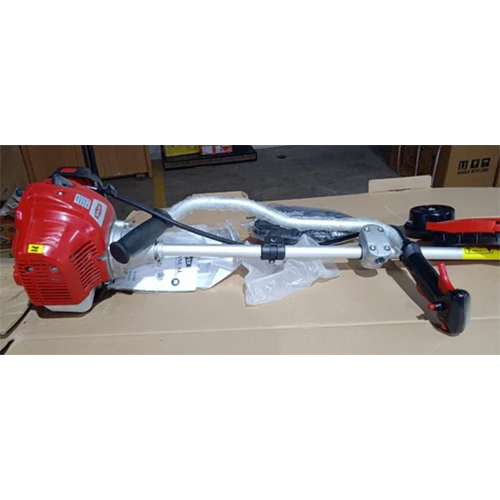 पेट्रोल घास काटने की मशीन