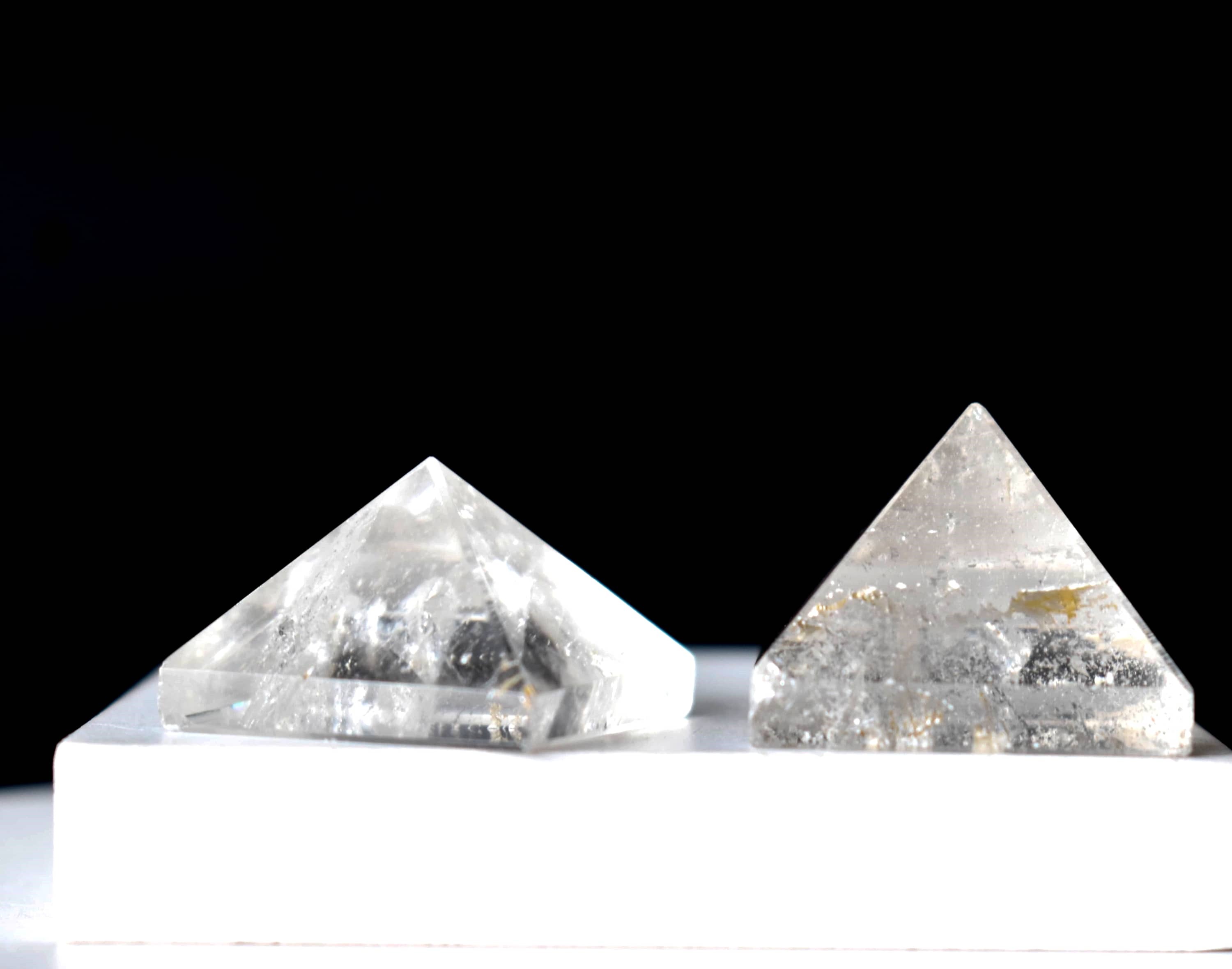 Clear Quartz Crystal Pyramids, Energy Crystal Stone - 1" (20-30mm) Clear Quartz, Smooth Polished Finish, White, Handmade Religious Decoration