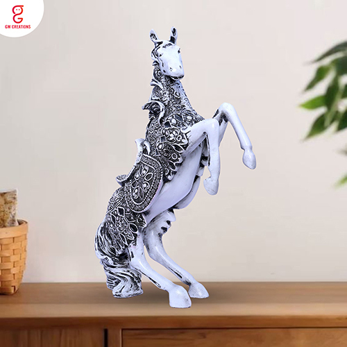 Horse Big Grey - Color: Gray
