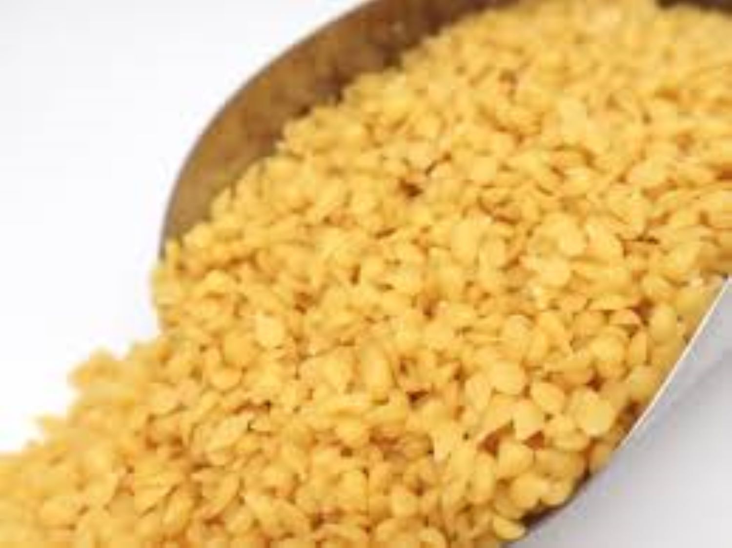 Bees Wax Yellow - Cas No. 8012-89-3, Ep Grade, 99% Purity | Yellow Appearance, Ideal For Industrial Lab Applications, High Binding Strength